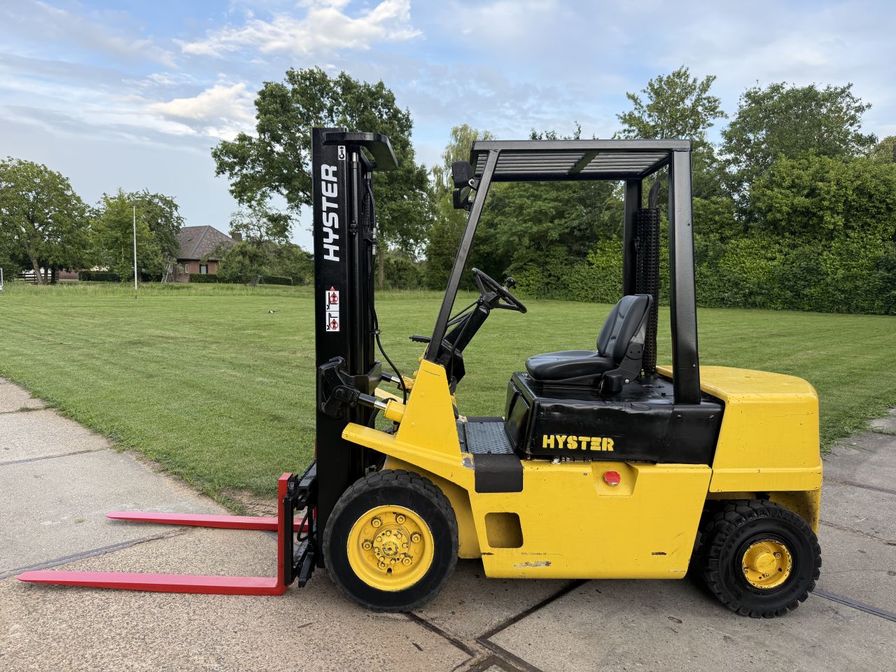 Frisse Hyster 2.5 tonner diesel heftruck Sideshift verlichting