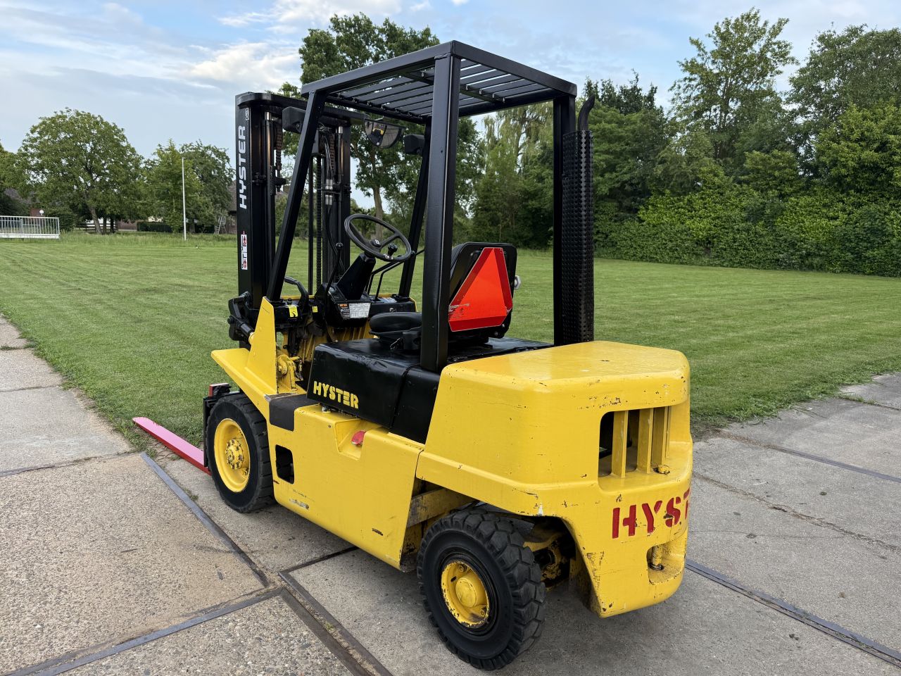 Frisse Hyster 2.5 tonner diesel heftruck Sideshift verlichting