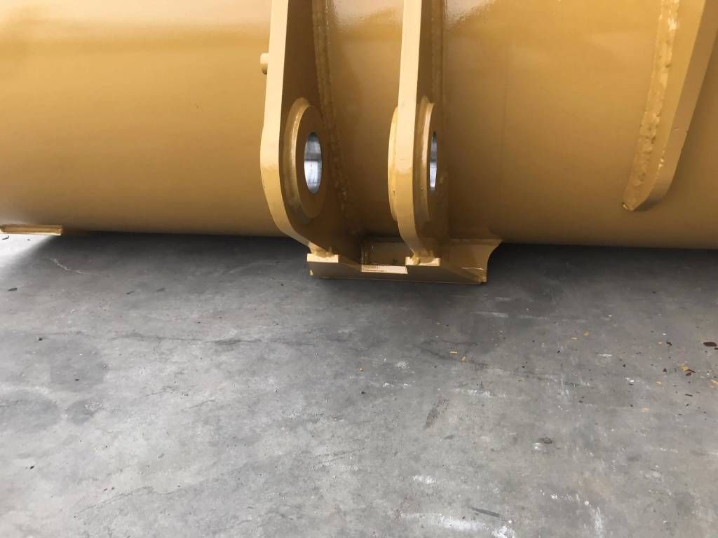 CAT 938M