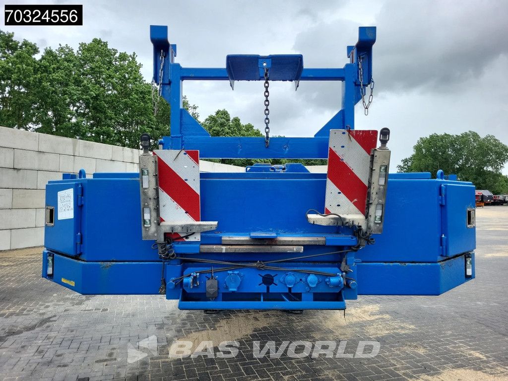 Broshuis E-2190/27 Extendable 630cm APK 03/27 Steering Axle