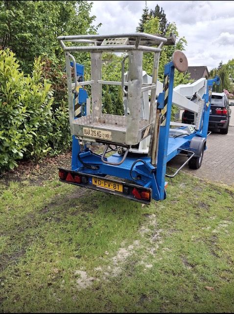 Sky High 1800 Aerial Work Platform