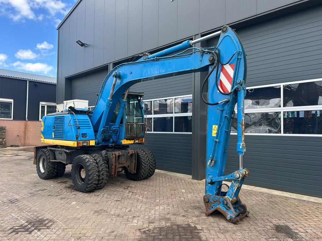 New Holland MH Plus