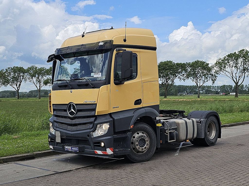 MERCEDES-BENZ ACTROS 1843