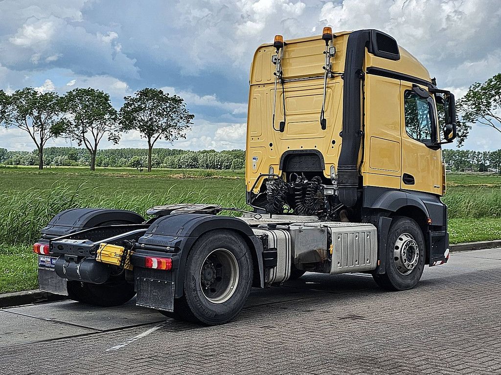 MERCEDES-BENZ ACTROS 1843