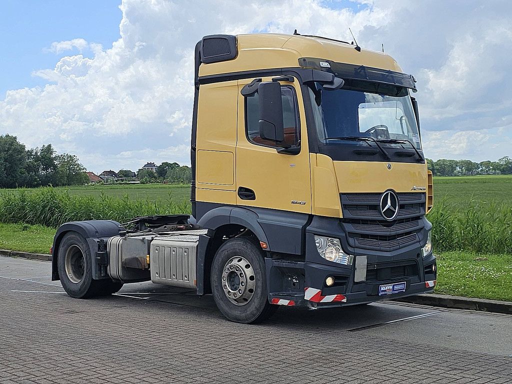 MERCEDES-BENZ ACTROS 1843