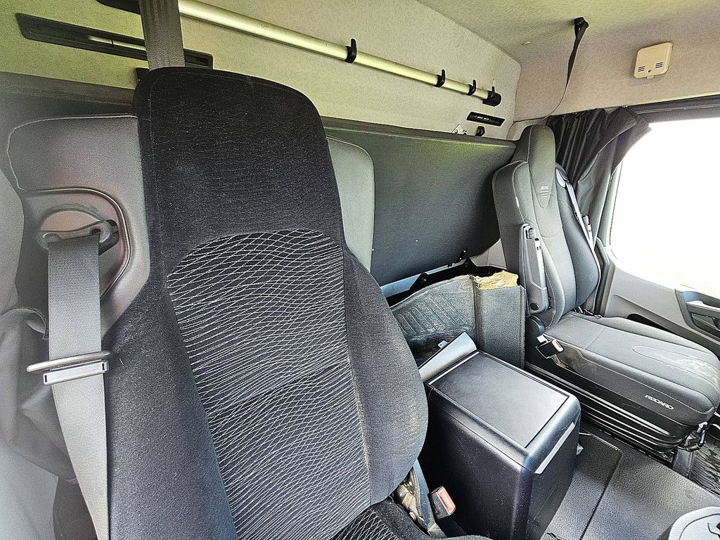 MERCEDES-BENZ ANTOS 2543 adr,durabright