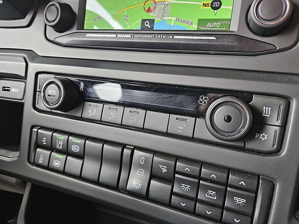 SCANIA R450