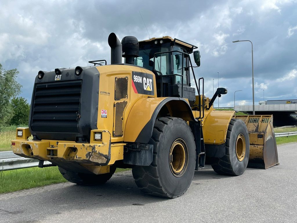 Caterpillar 966M