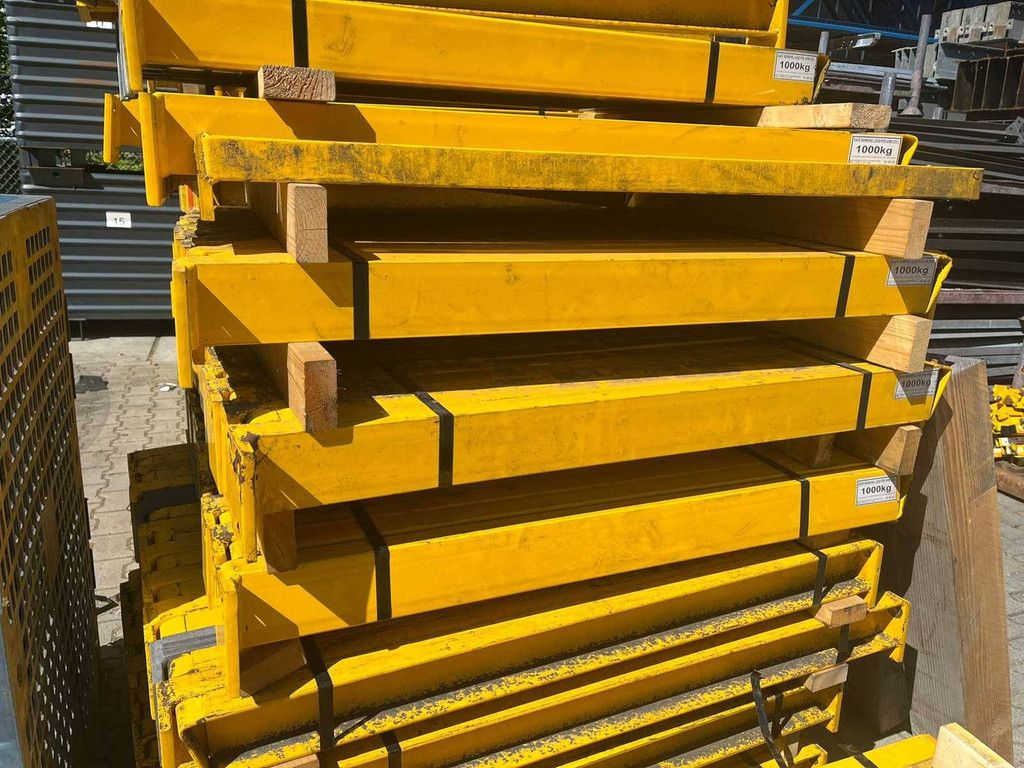 Enkelzijdig Draagarmstelling 8x24