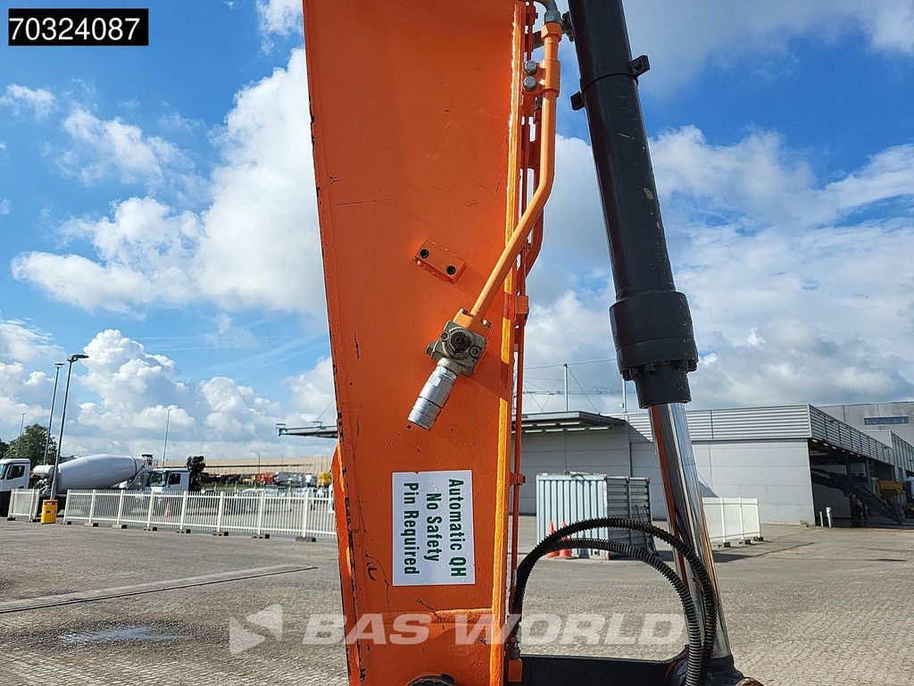 Doosan DX140 LC-5 3 Buckets