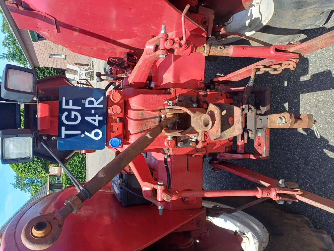 International 824
