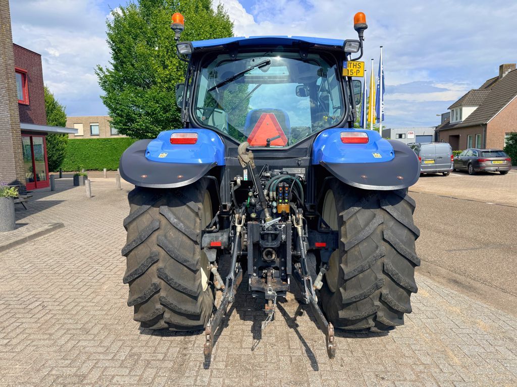 New Holland T6030 Delta Electro Command