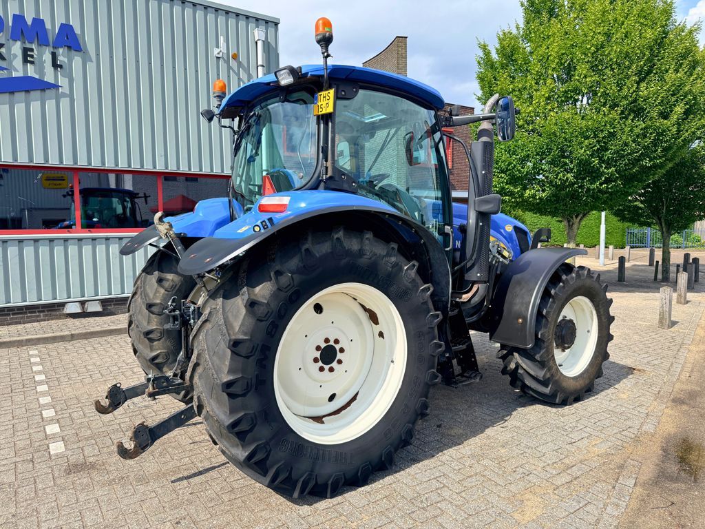 New Holland T6030 Delta Electro Command