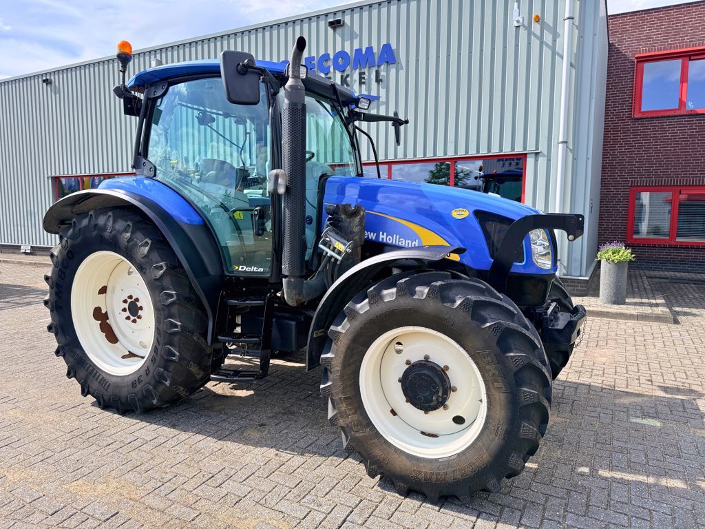 New Holland T6030 Delta Electro Command