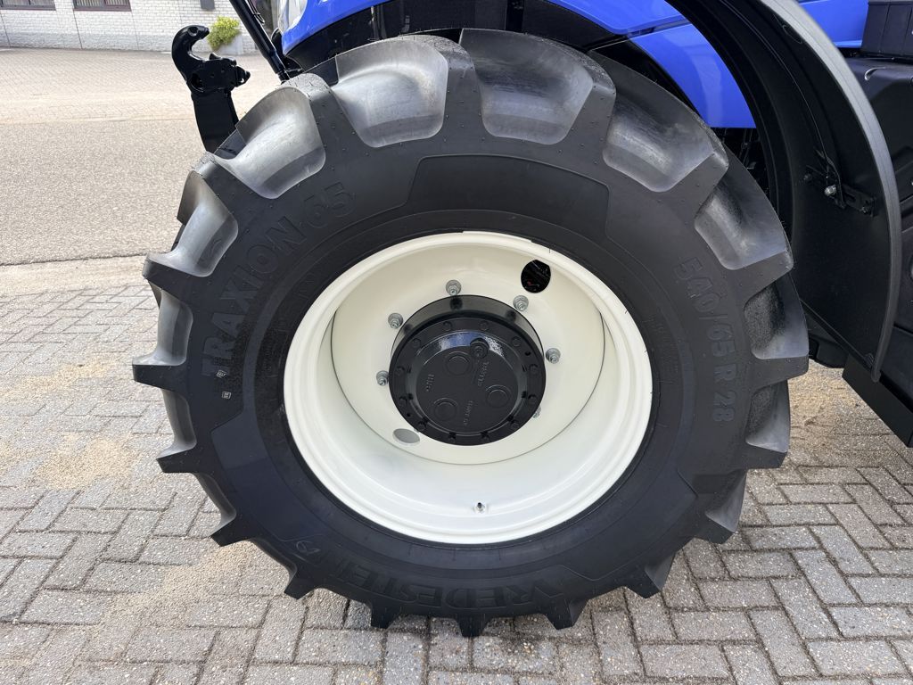 New Holland T6.180 AC Stage V MY22