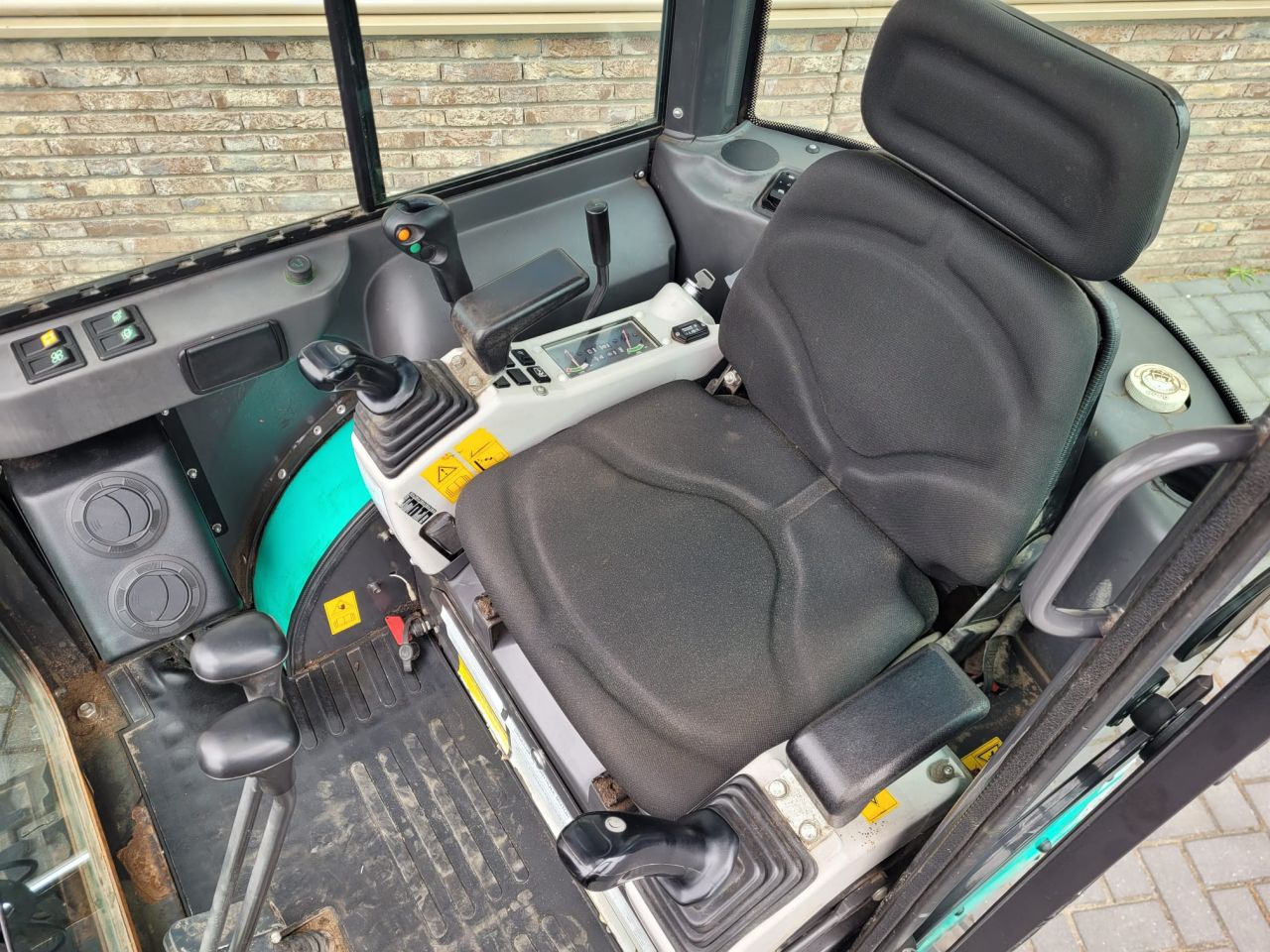 Kato ( ihi ) vxt HD-19