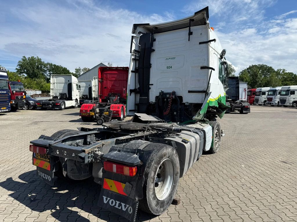 Volvo FH 460 712.953KM KB Chasnr DAMAGE engine+gearbox OK