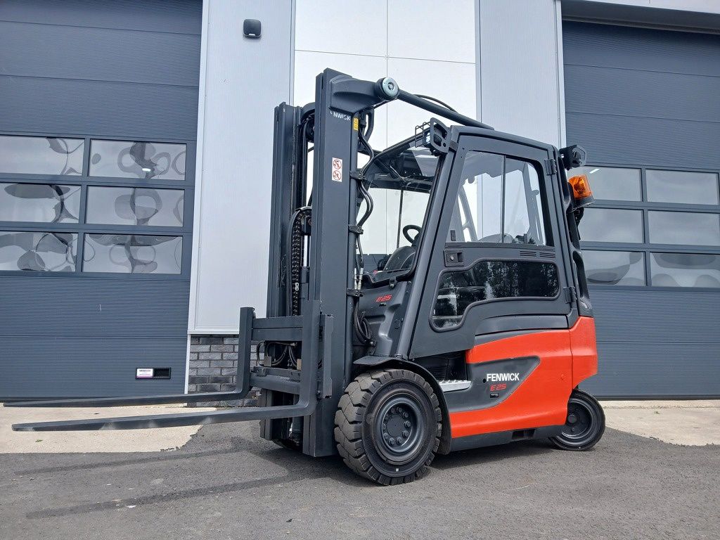 Linde E25-01