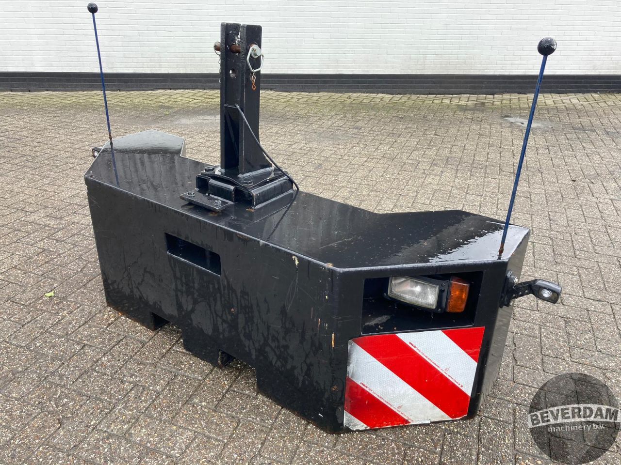 Frontbumper / Frontgewicht
