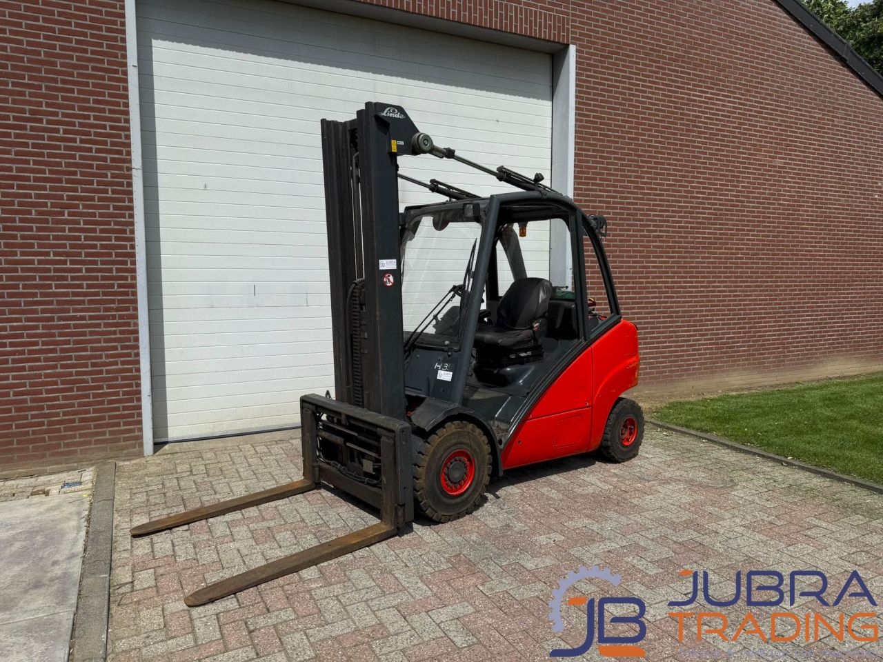 Linde H35T LPG Forklift | 2004 | 7800H | 3.5T | 6 Metres