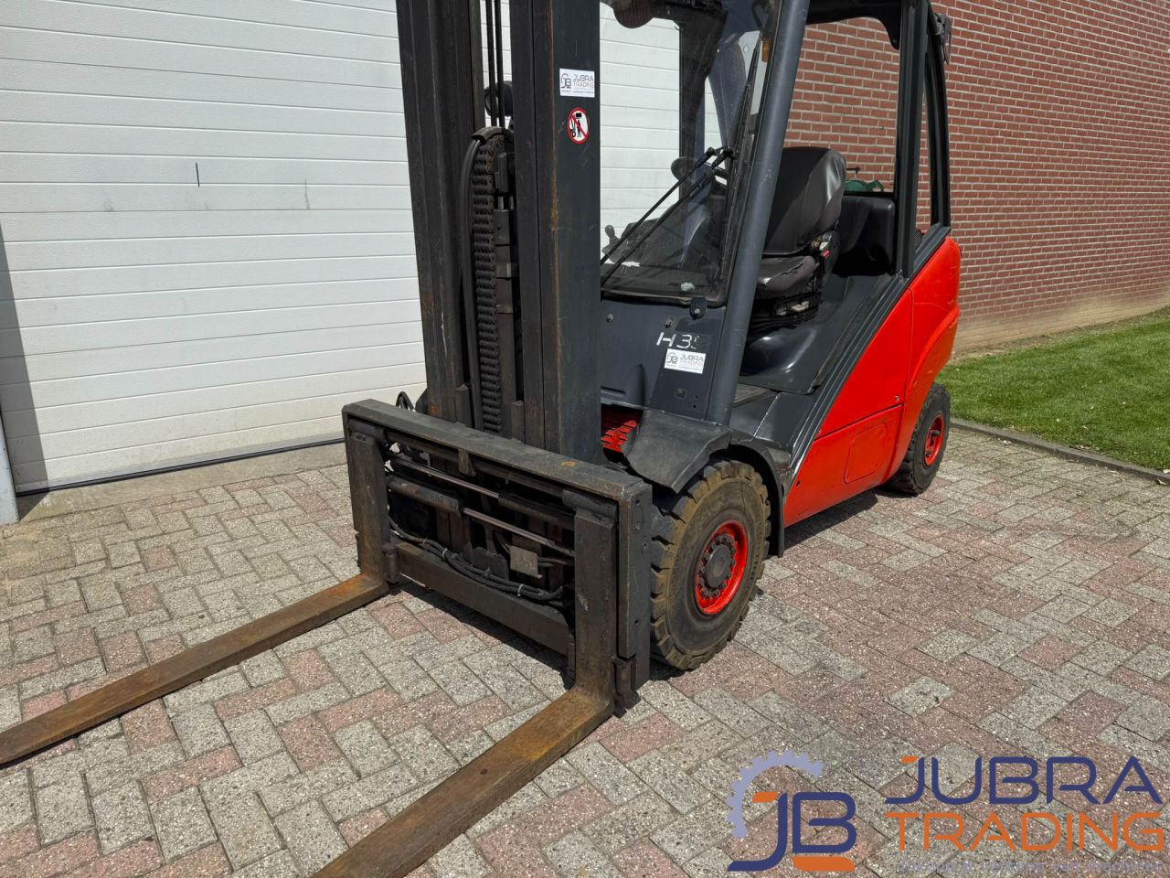 Linde H35T LPG Forklift | 2004 | 7800H | 3.5T | 6 Metres