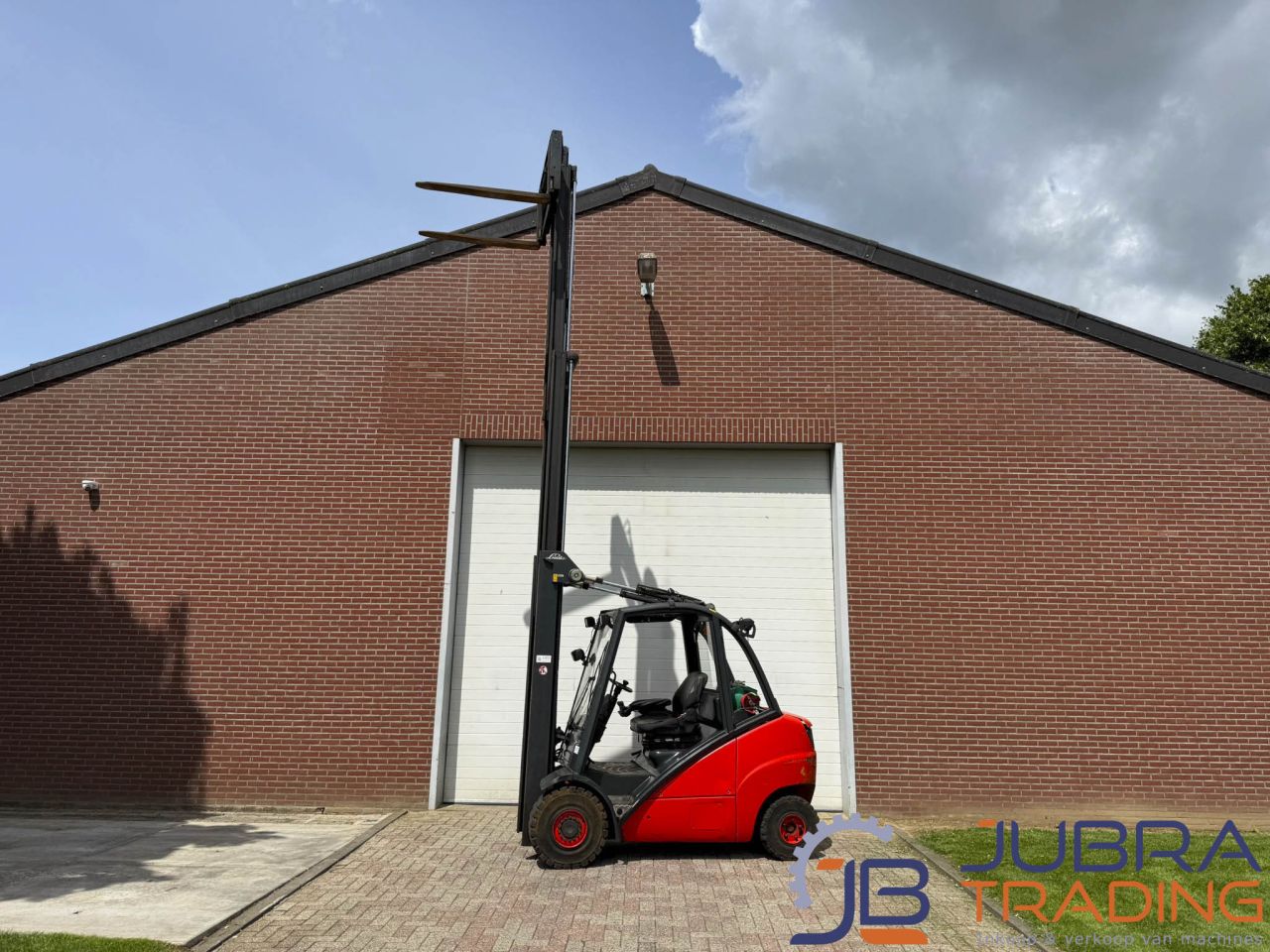 Linde H35T LPG Forklift | 2004 | 7800H | 3.5T | 6 Metres