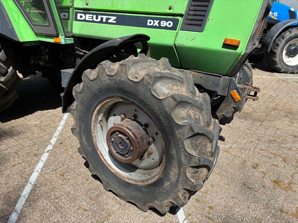 Deutz-Fahr DX-90