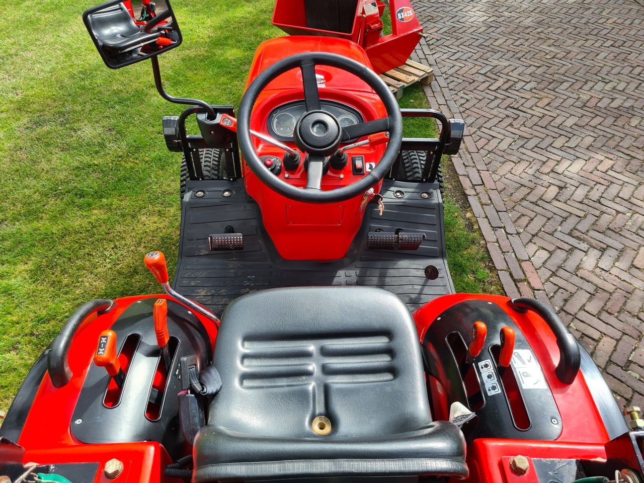 Dong Feng DF 224G3 trekker tuin tractor versnipperaar bloter.