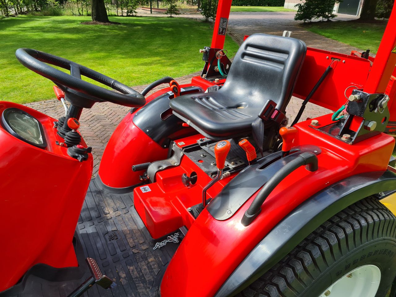 Dong Feng DF 224G3 trekker tuin tractor versnipperaar bloter.
