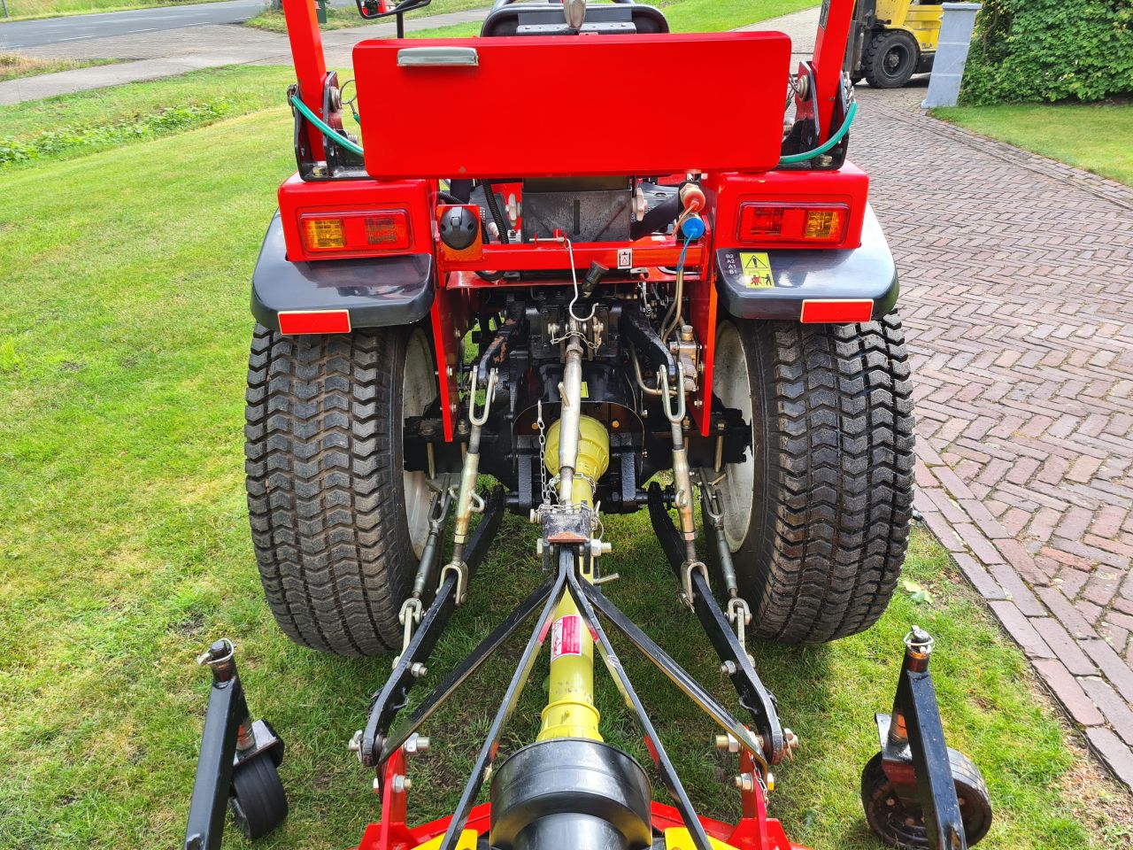Dong Feng DF 224G3 trekker tuin tractor versnipperaar bloter.