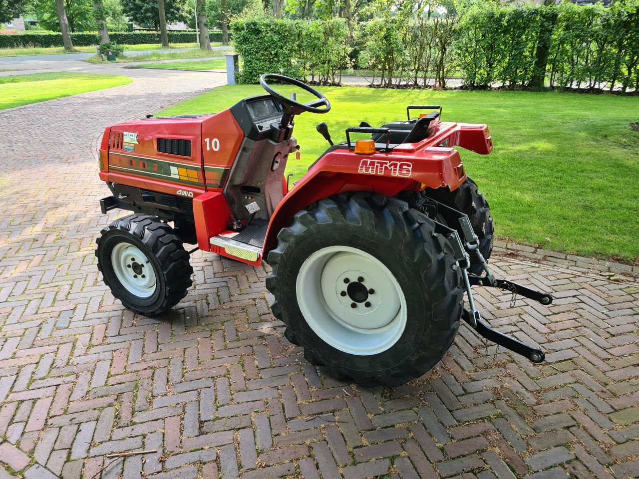 Mitsubishi MT16 minitrekker minitractor mini trekker tractor