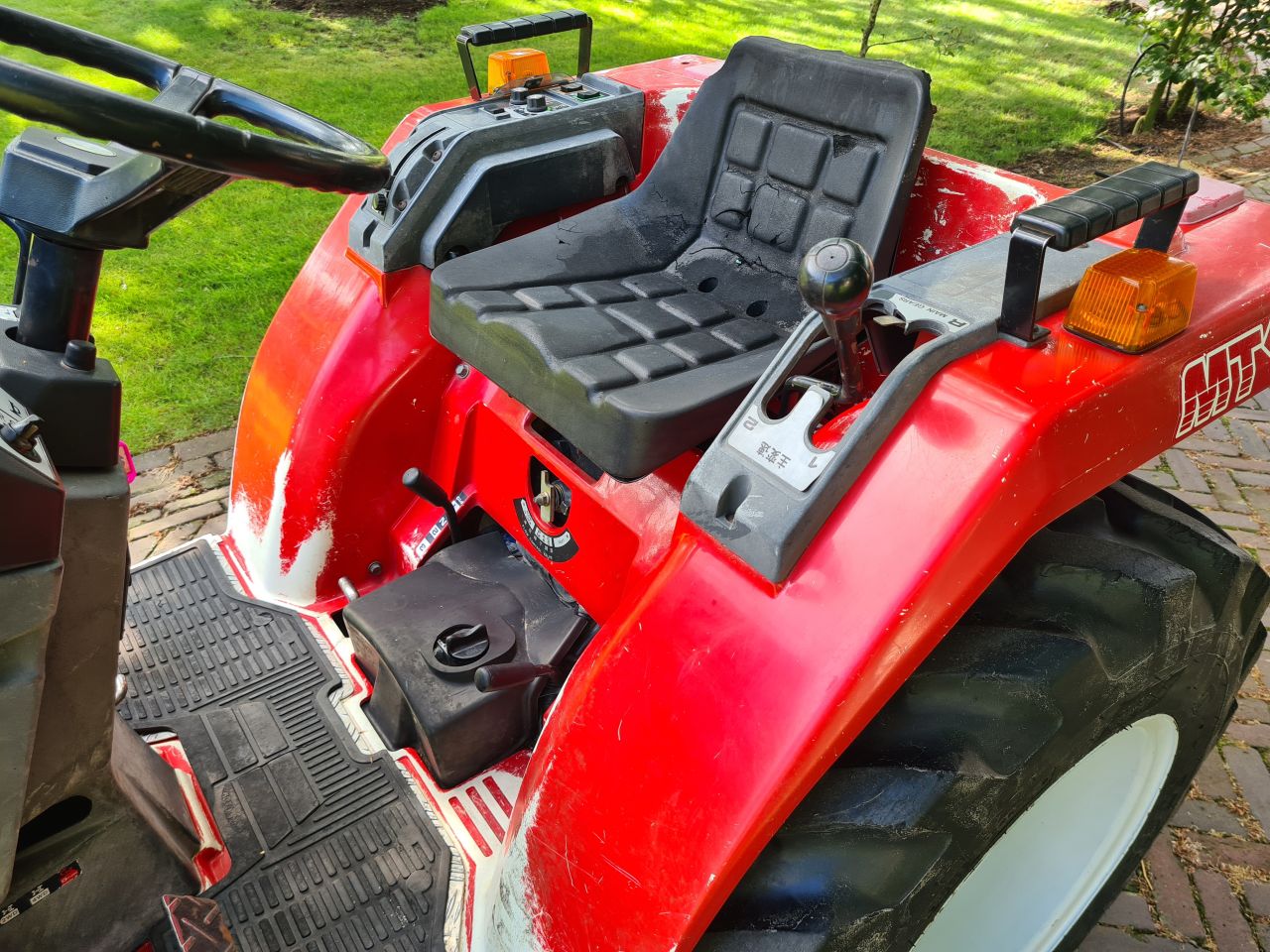 Mitsubishi MT16 minitrekker minitractor mini trekker tractor