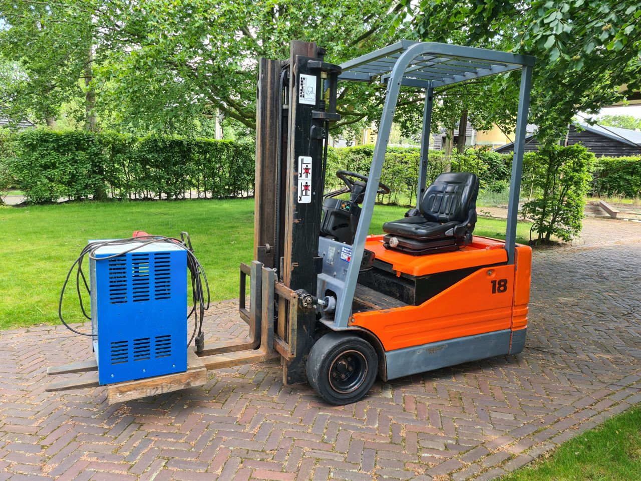 Zeer nette Toyota 18 elektrische elektrisch heftruck 1.8 T
