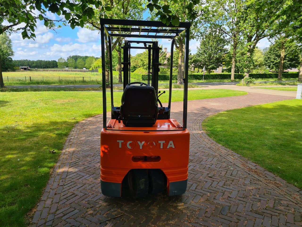 Zeer nette Toyota 18 elektrische elektrisch heftruck 1.8 T