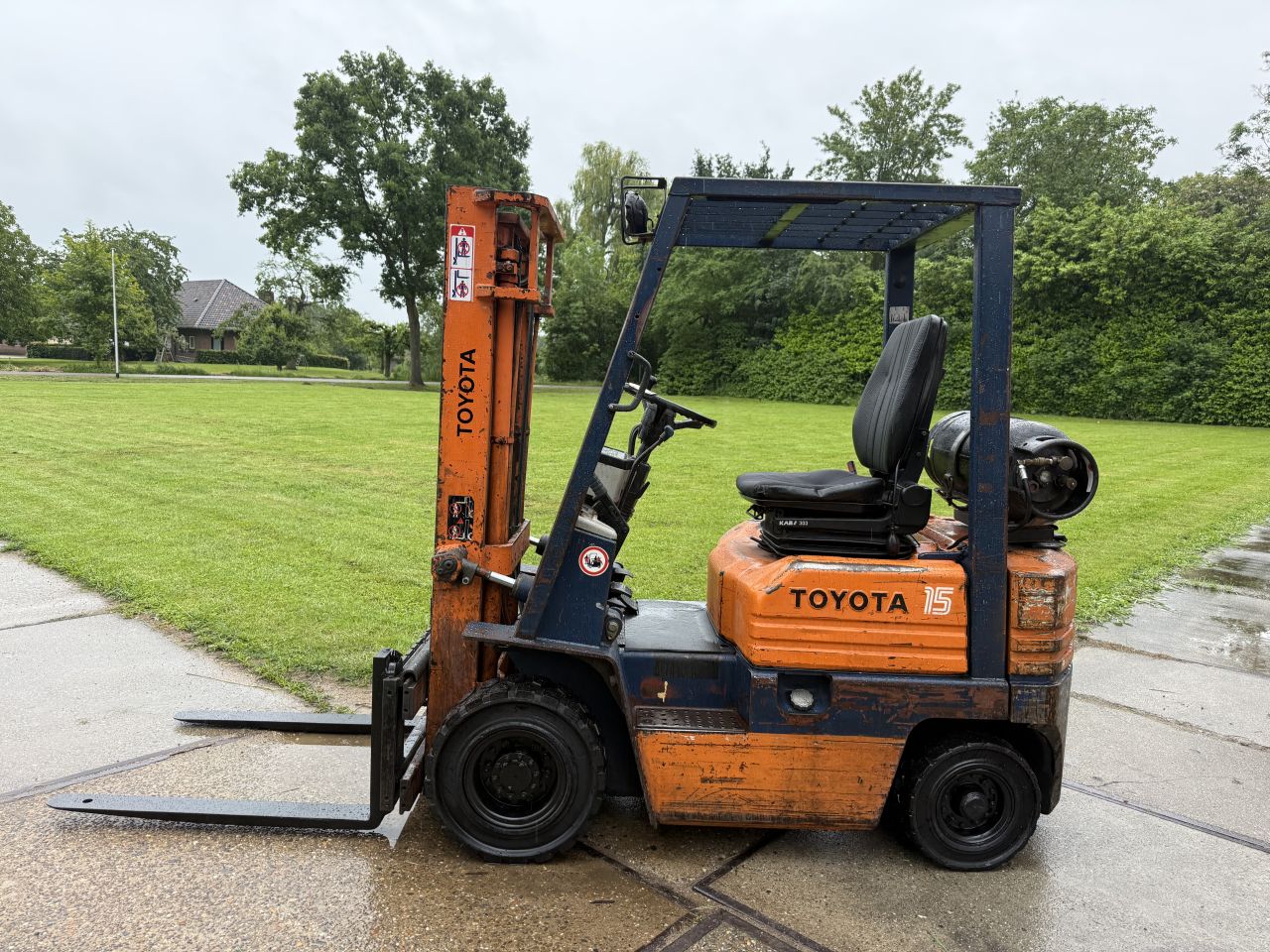 Toyota 1.5 tonner lpg heftruck Sideshift Doorkijkmast