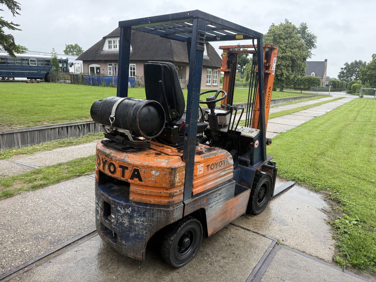 Toyota 1.5 tonner lpg heftruck Sideshift Doorkijkmast