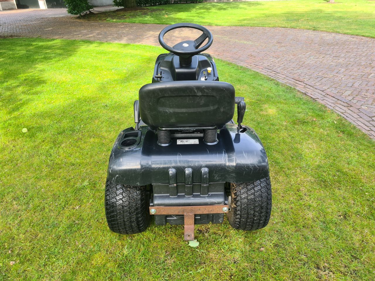 Stiga Alpina BT 98 zitmaaier zijlosser mulch maaidek.