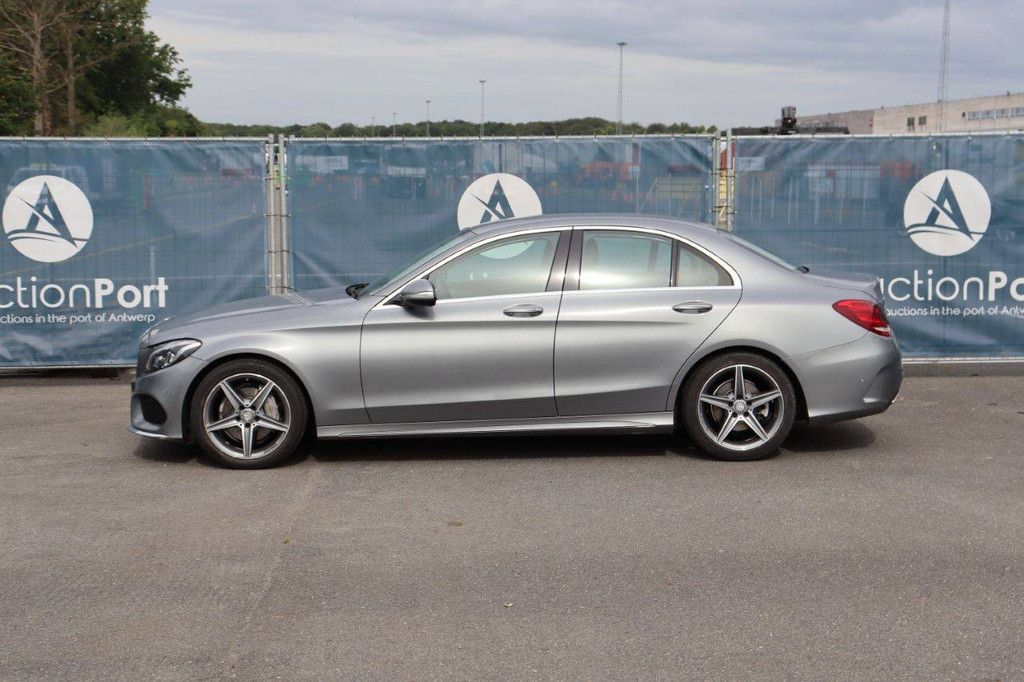 Pkw Mercedes-Benz C-Klasse Benzin 184 PS 2016 (Margin)