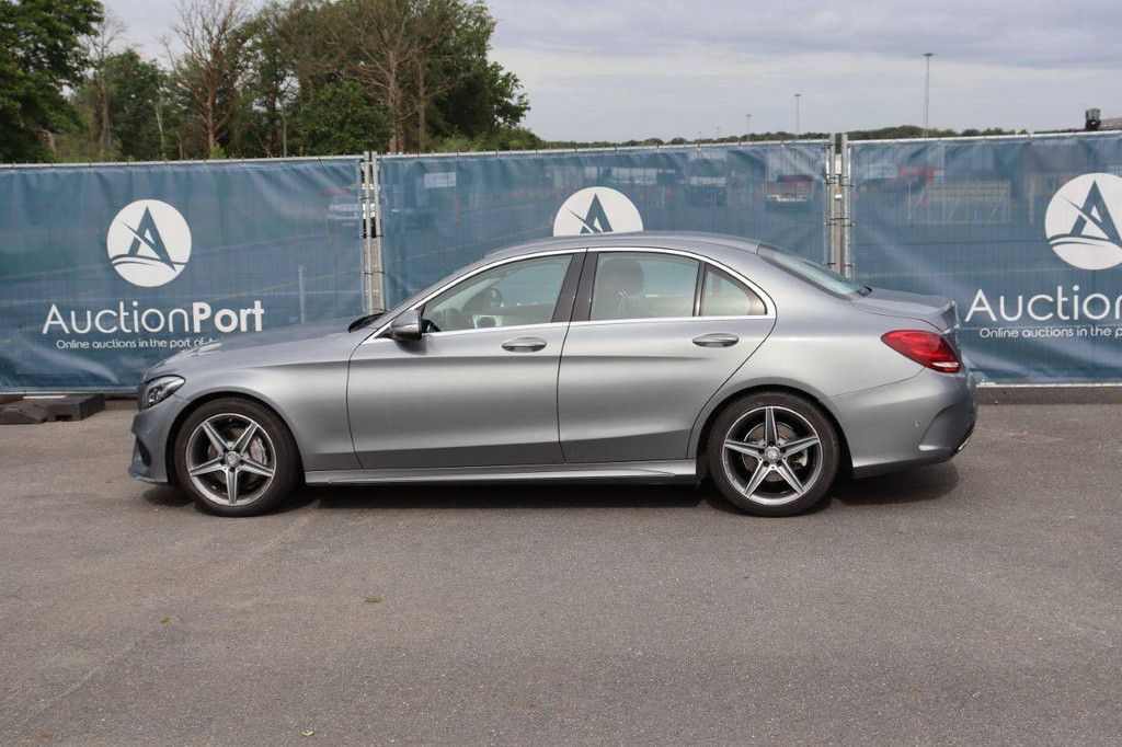 Pkw Mercedes-Benz C-Klasse Benzin 184 PS 2016 (Margin)