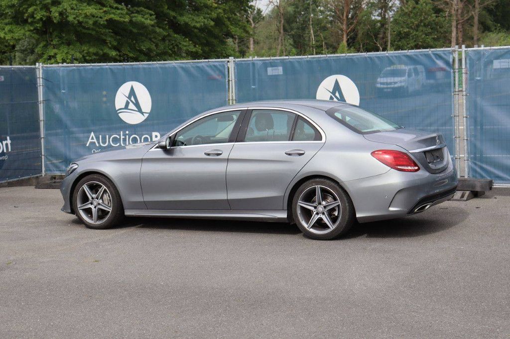 Pkw Mercedes-Benz C-Klasse Benzin 184 PS 2016 (Margin)