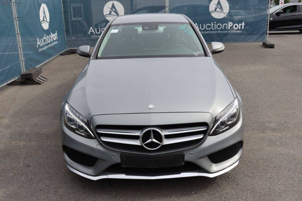 Pkw Mercedes-Benz C-Klasse Benzin 184 PS 2016 (Margin)