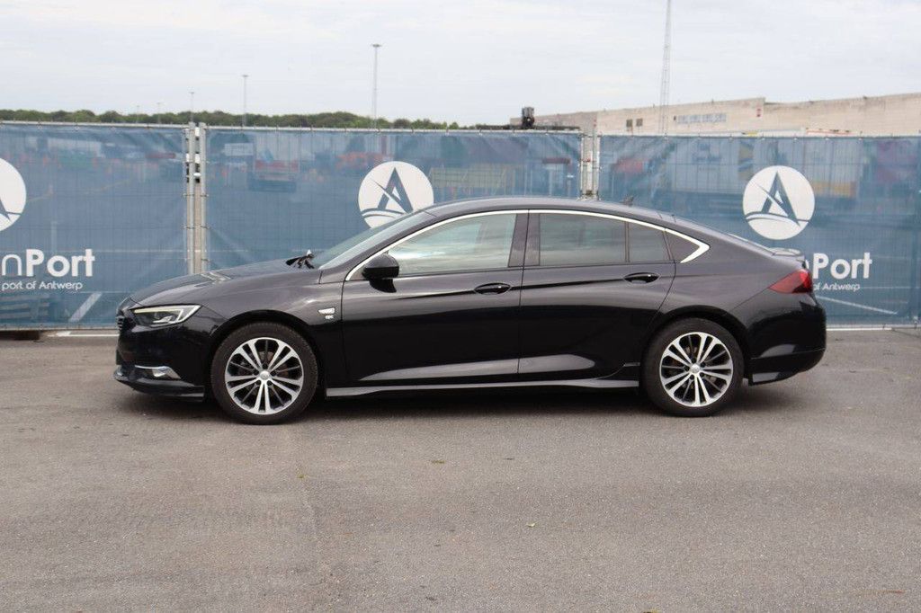 Passenger car Opel Insignia Diesel 110hp 2019 (Margin)