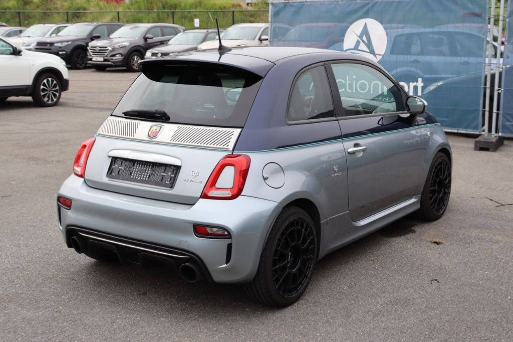 Pkw Abarth 695 Benzin 180 PS 2018 (Margin)