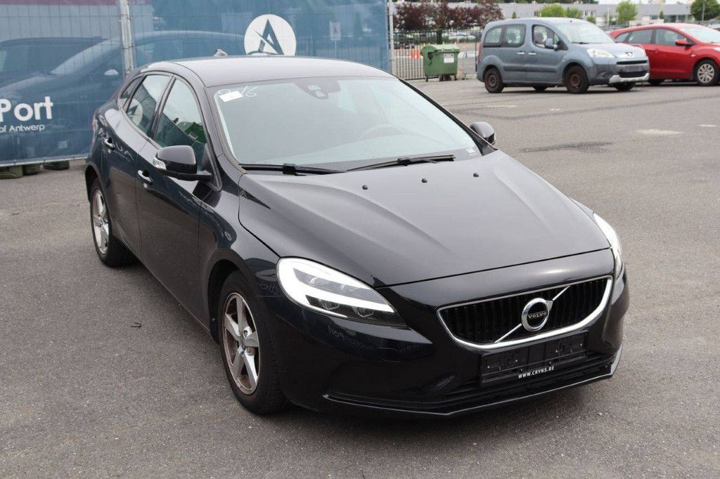 Passenger car Volvo V40 Diesel 120hp 2017 (Margin)