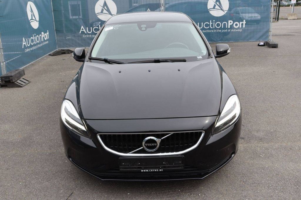 Passenger car Volvo V40 Diesel 120hp 2017 (Margin)
