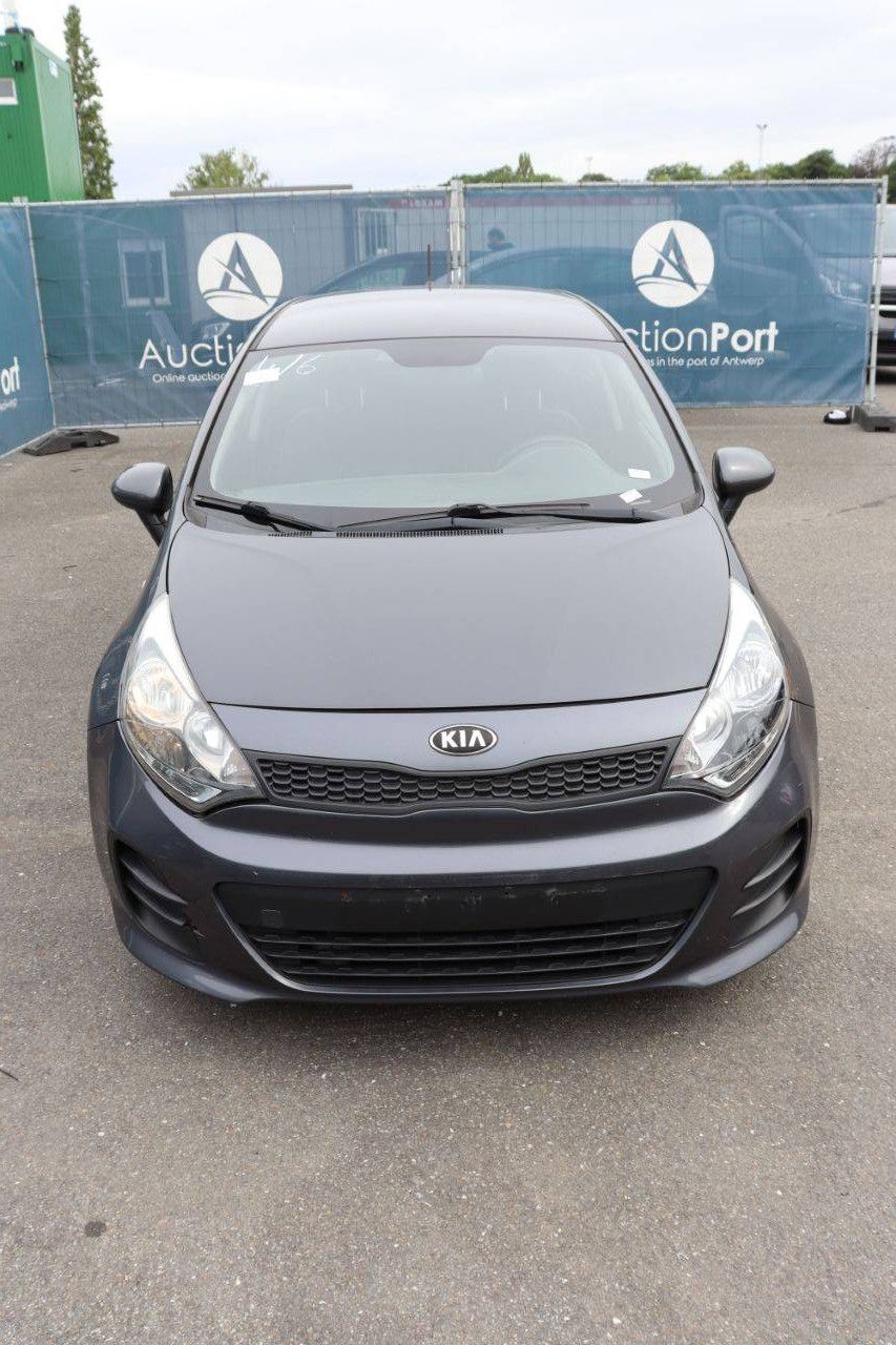 Pkw Kia Rio Benzin 84 PS 2016 (Marge)