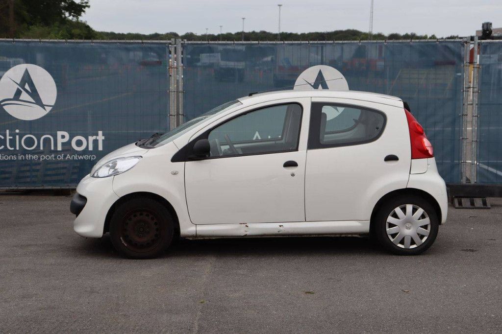 Pkw Peugeot 107 Benzin 68 PS 2008 (Margin)