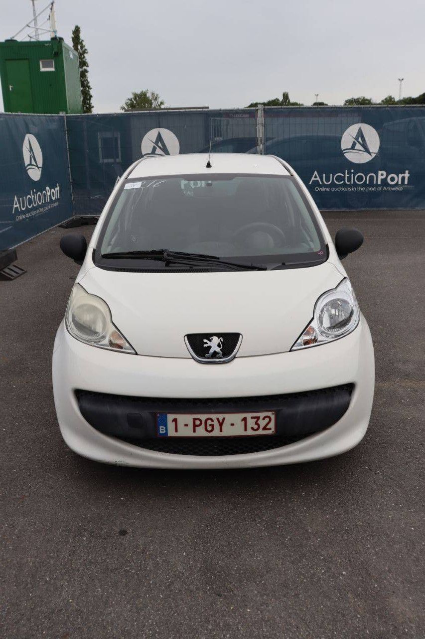 Pkw Peugeot 107 Benzin 68 PS 2008 (Margin)