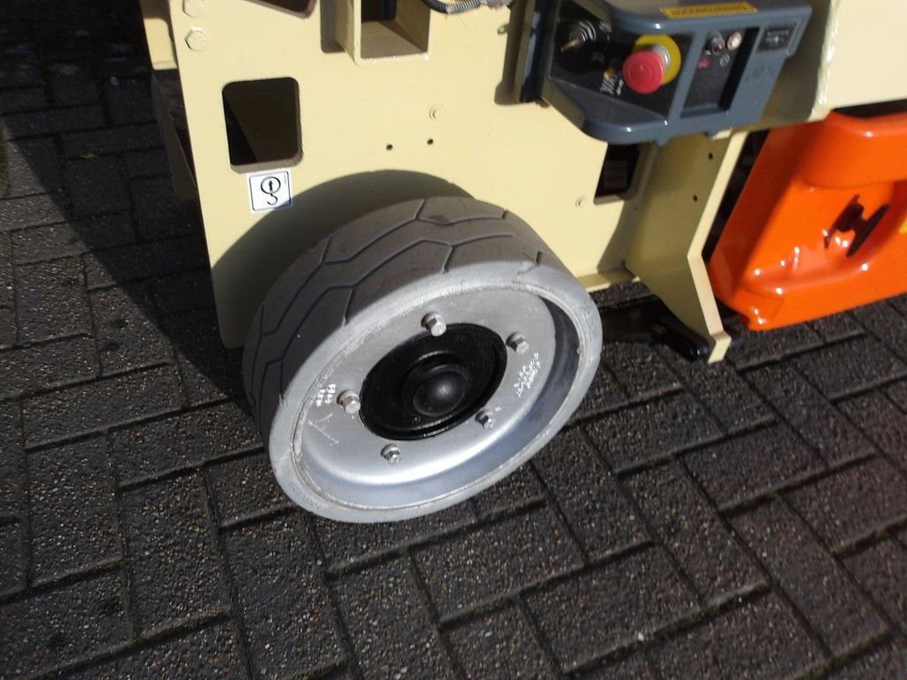 Schaarhoogwerker JLG 2032ES 8.10m Elektrisch 2020