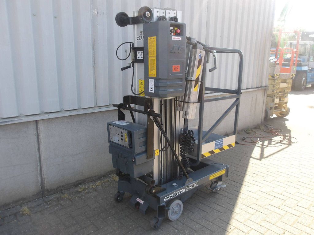 Electric Mast Lift JLG 25AM 9.67m Electric 2015